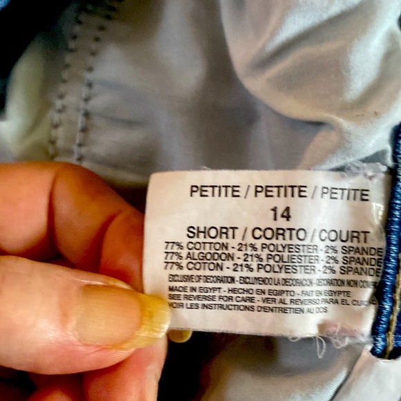 3/$15. Gloria Vanderbilt blue jeans size 14P - Picture 4 of 5